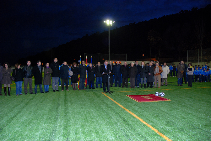 2011-Inauguracio camp de futbol amb gespa