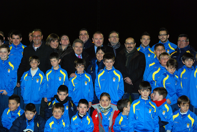 2011-Inauguracio camp de futbol amb gespa